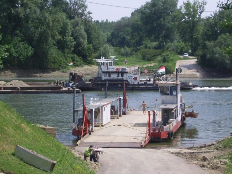 Tiszadob – Tiszalúc komp menetrend